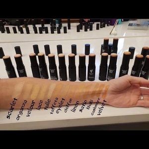 Full coverage foundation